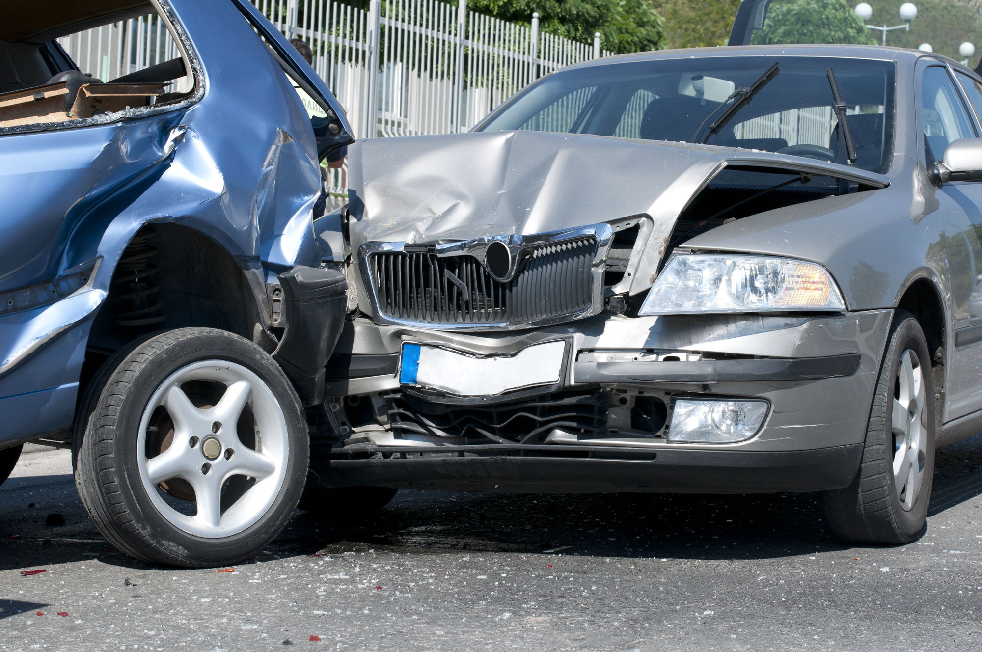Two cars crashed. Nick Parr Law is the best lawyer for you in this cases.